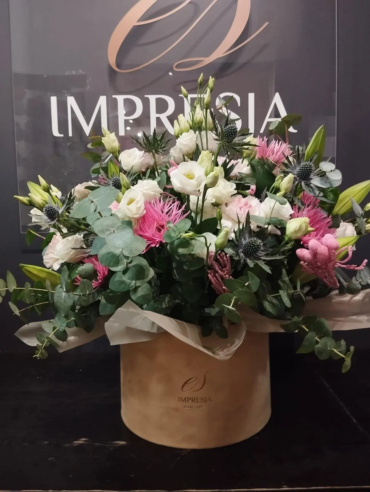 Flowerbox z mikołajkiem - obrazek 3