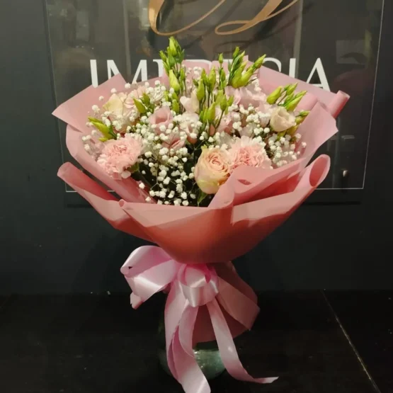 Bukiet różowy z eustomą