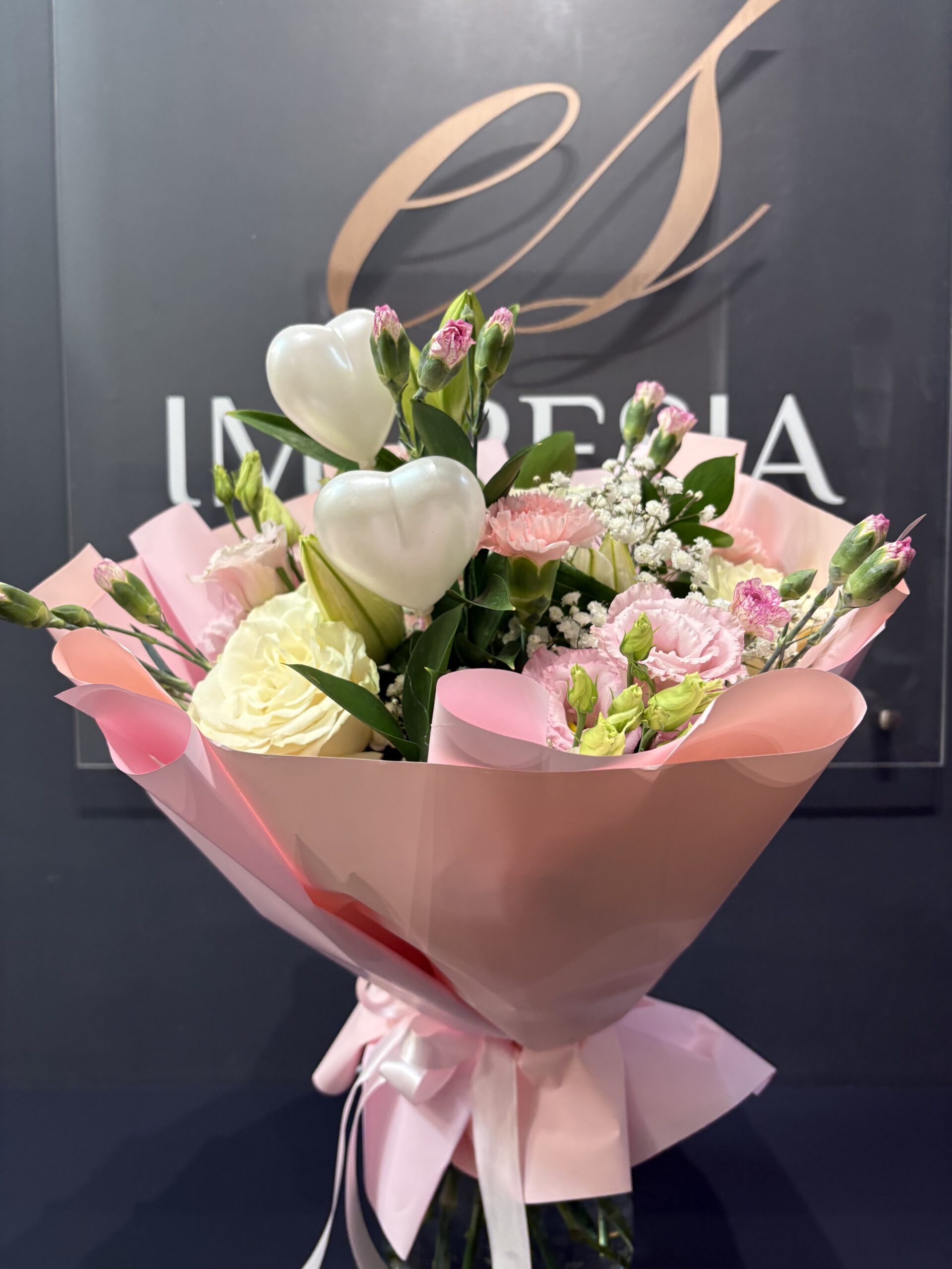 Bukiet jasnoróżowy z serduszkami - obrazek 3