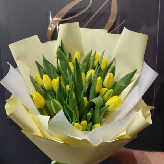 Bukiet żółtych tulipanów