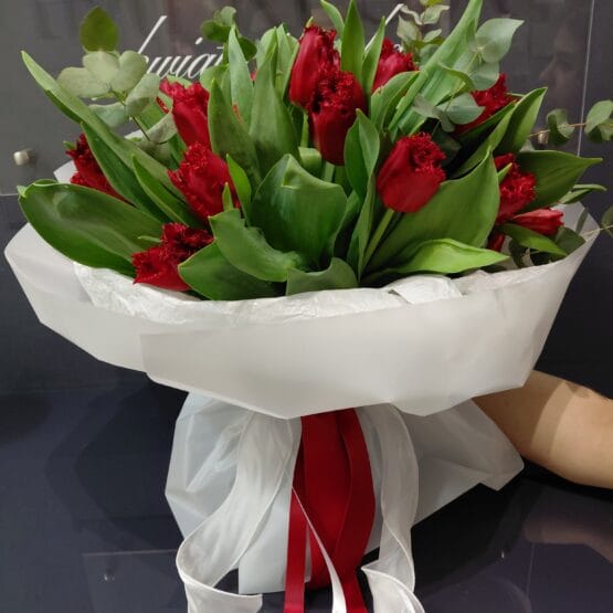 Bukiet czerwonych tulipanów