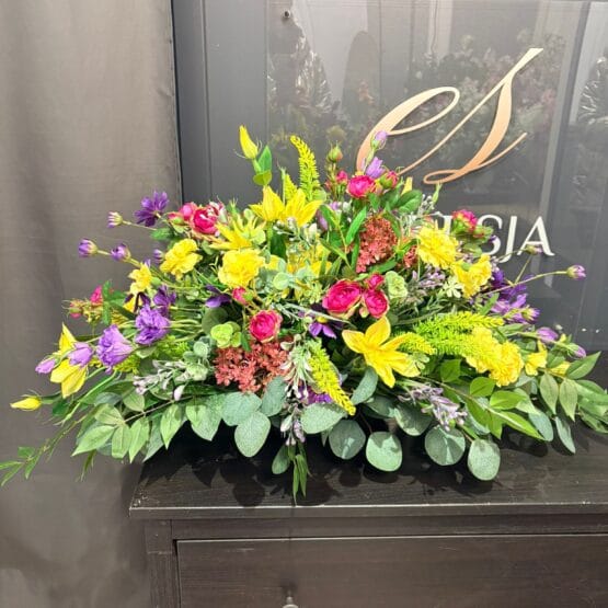 Kompozycja sztuczna kolorowe wspomnienia